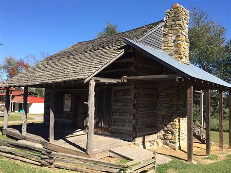 The Bell Witch Cabin: A Spooky Experience in Rural Tennessee